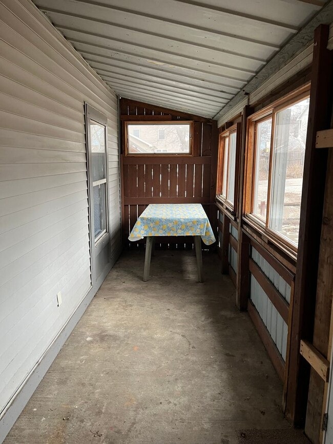 233 S 4th St Unit B
