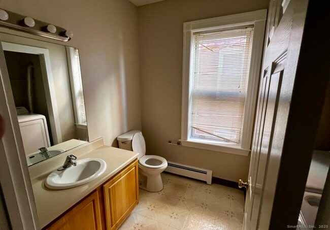 Photo - 24 Mortson St