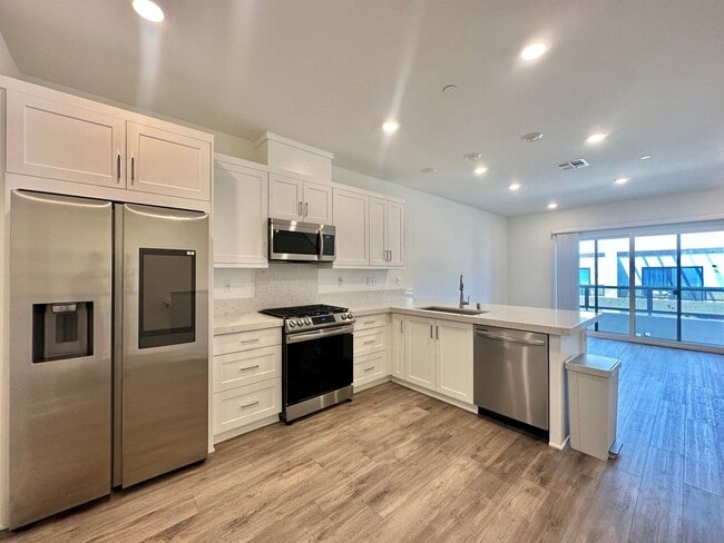 Photo - 2055 Vela Ln