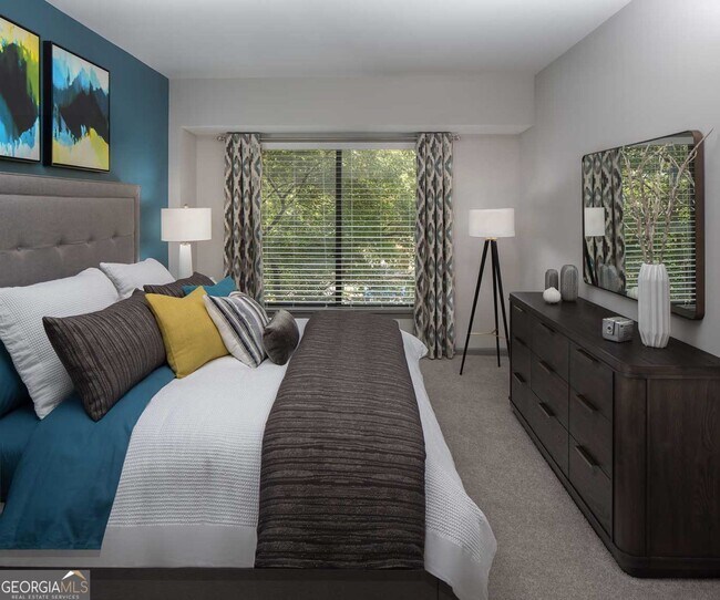 Photo - 960 East Paces Ferry Rd NE Unidad 262