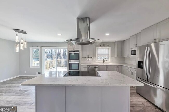 Photo - 2764 Veltre Pl SW