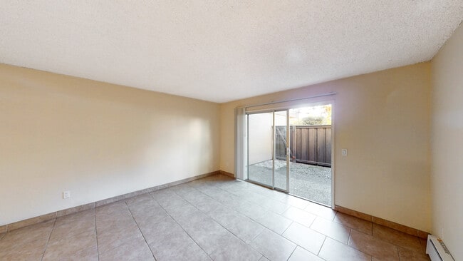 Photo - 883 Broadway