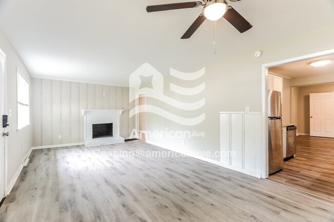 Photo - 8409 9th Ave S