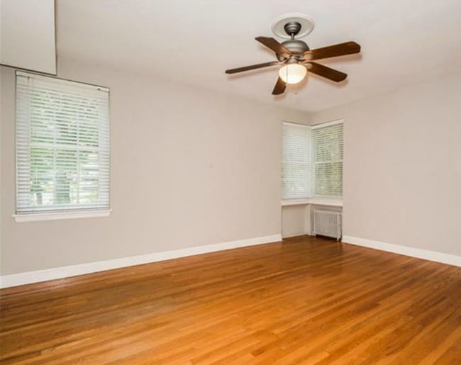 Primer dormitorio - 1337 E Morehead St