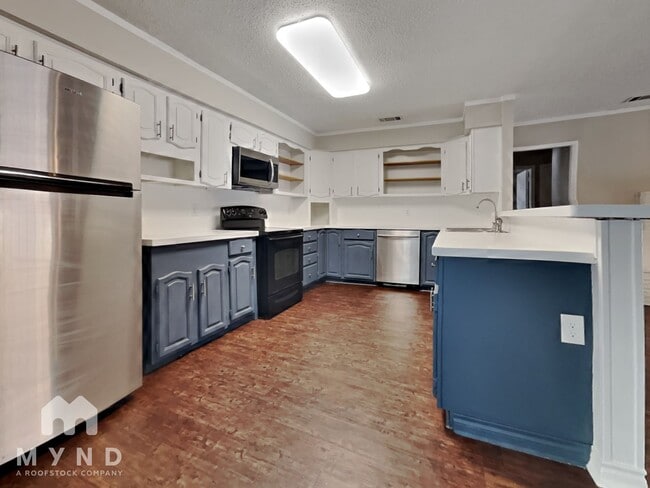 Photo - 1210 Tanager Ln