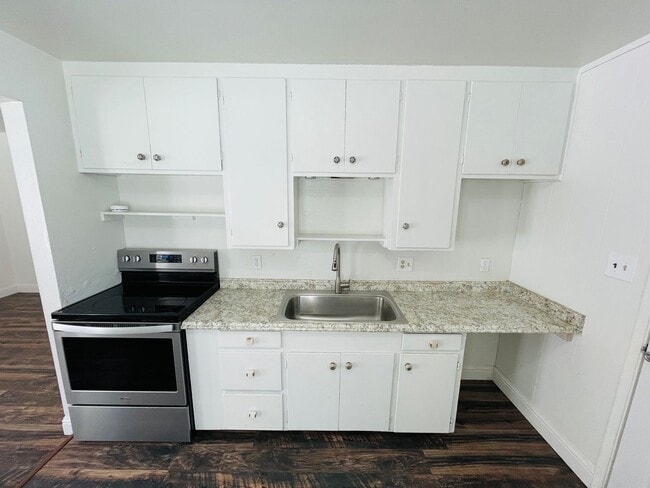 Photo - 2 bed 1 bath unit for rent in South Lake T...