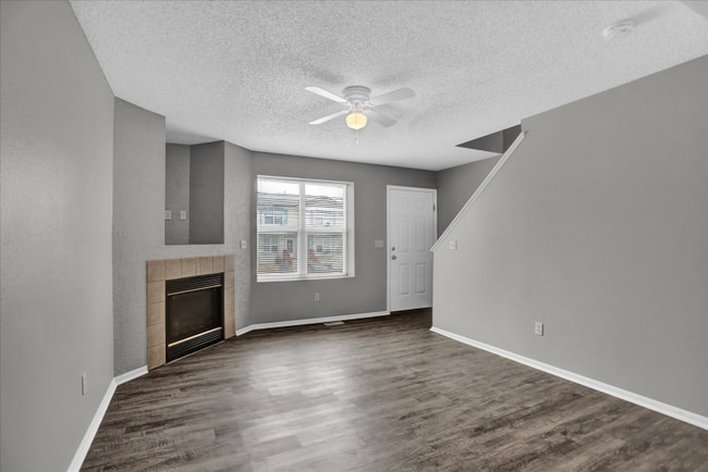 Photo - 2532 Plumtree Grove