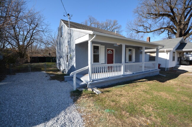 Photo - REMODELED 4 Bedroom, 2 Bath Home, 1 Block from DOLING PARK