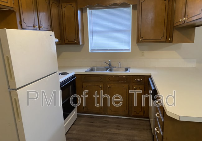 Photo - 1500 Oakshire Ct Unidad C