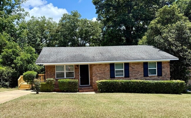 Building Photo - Close to Shaw AFB!