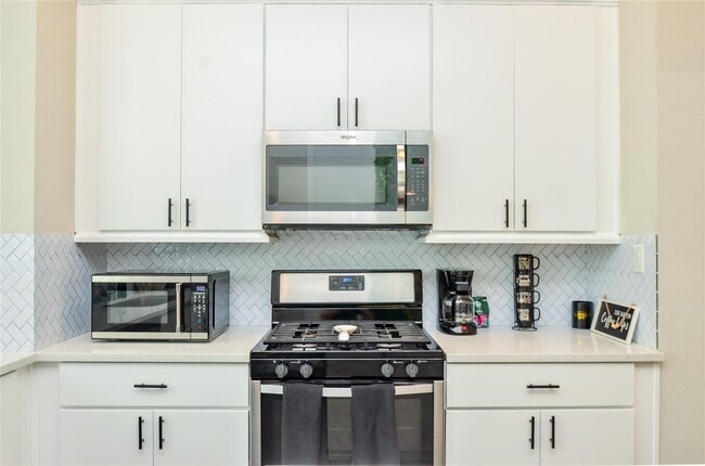 Photo - 3804 Leeland St