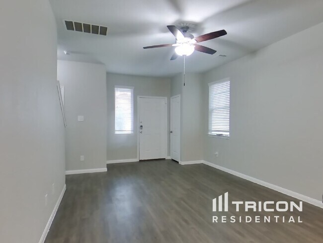 Photo - 24511 Lorenzo Glaze Trail House