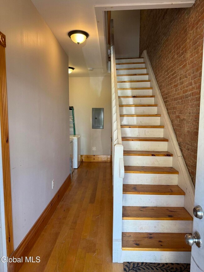 Photo - 30 Broad St Unit Apt 1