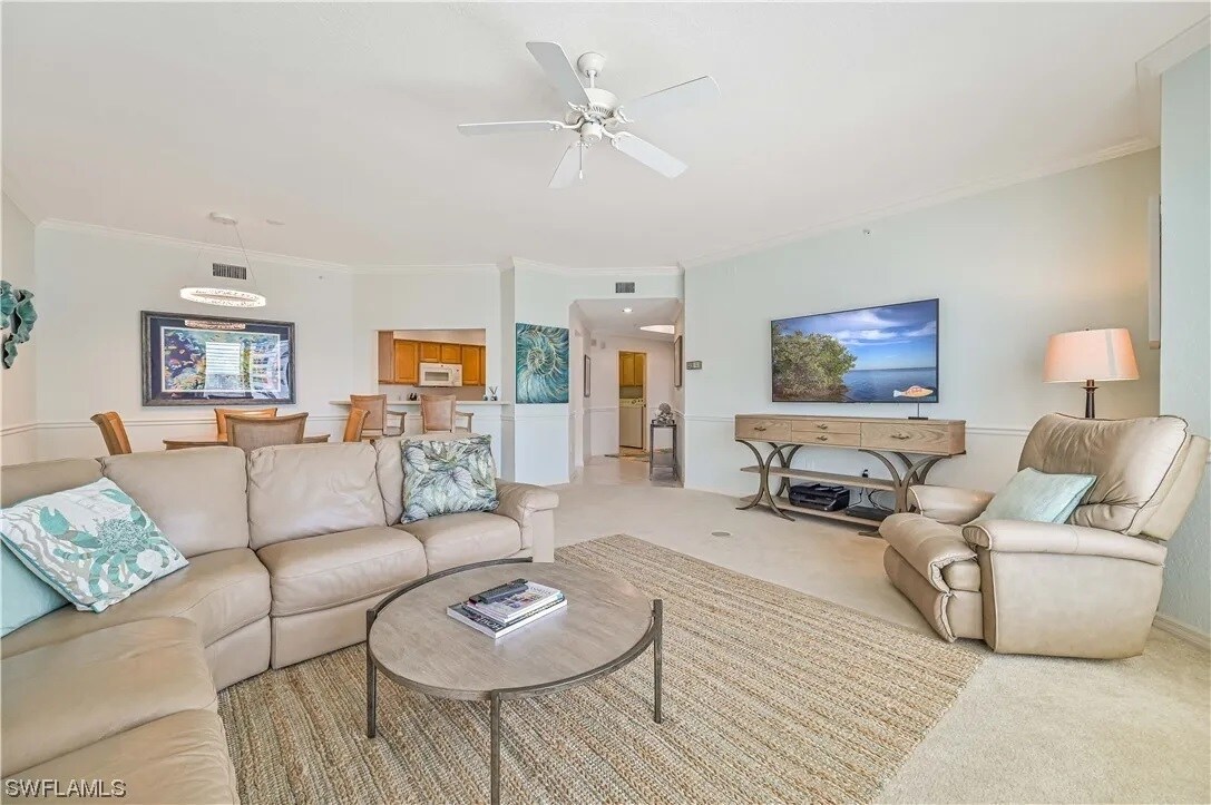 Welcome to this open airy condo - 4183 Bay Beach Ln (Fort Myers, FL)