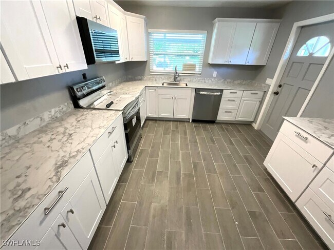 Photo - 169 Riverview Rd