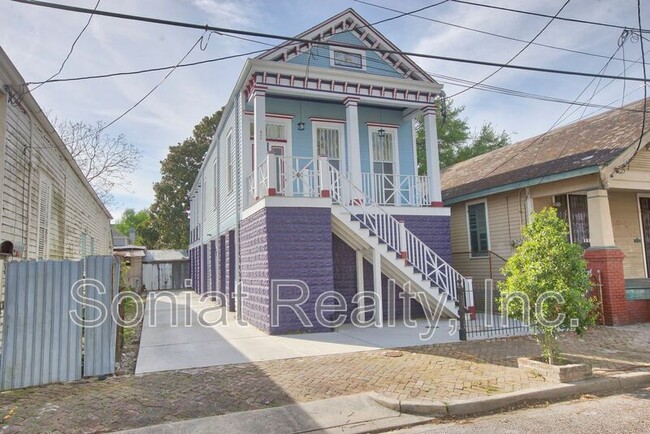 Photo - 824 Independence St Unidad #A Rental