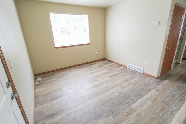 Photo - 407 E 8th Ave Unit #2