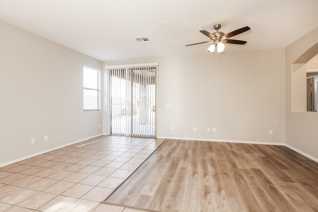 Photo - 8713 N 58th Ln