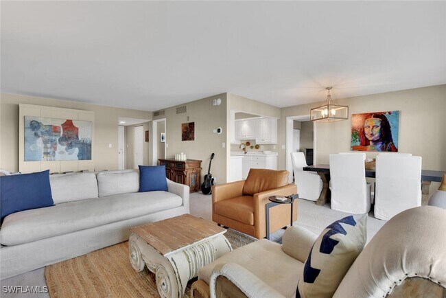 Building Photo - 3410 Gulf Shore Blvd N Unit 302