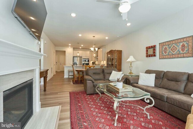 15563 Blue Lotus Ln