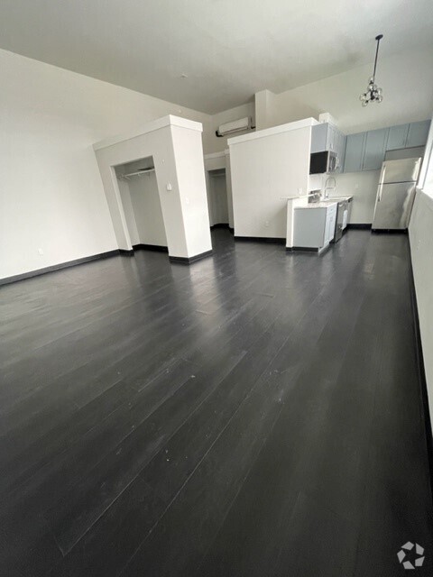 Building Photo - 125 E Main St Unit 301 Rental