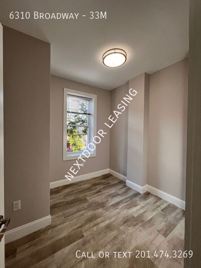 Photo - 6310 Broadway-33M Apartamento Unidad 33M