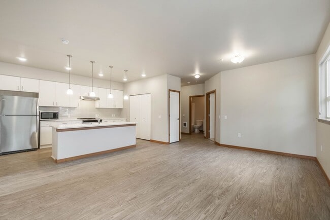 NorthWest Terrace Apartments