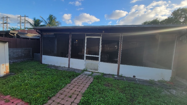 Photo - 4704 SW 136th Pl