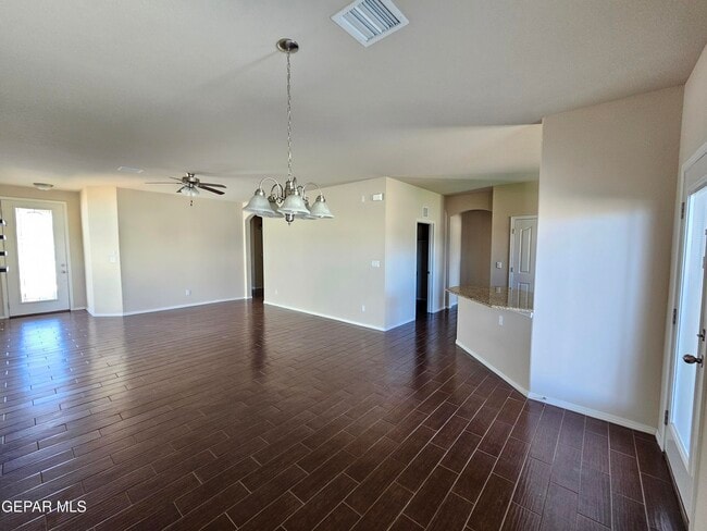 Photo - 2217 Furtherpoint Dr
