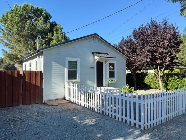 Photo - Home in Tres Pinos