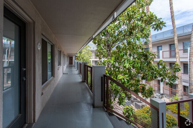 The Flats at Julian Drew Block