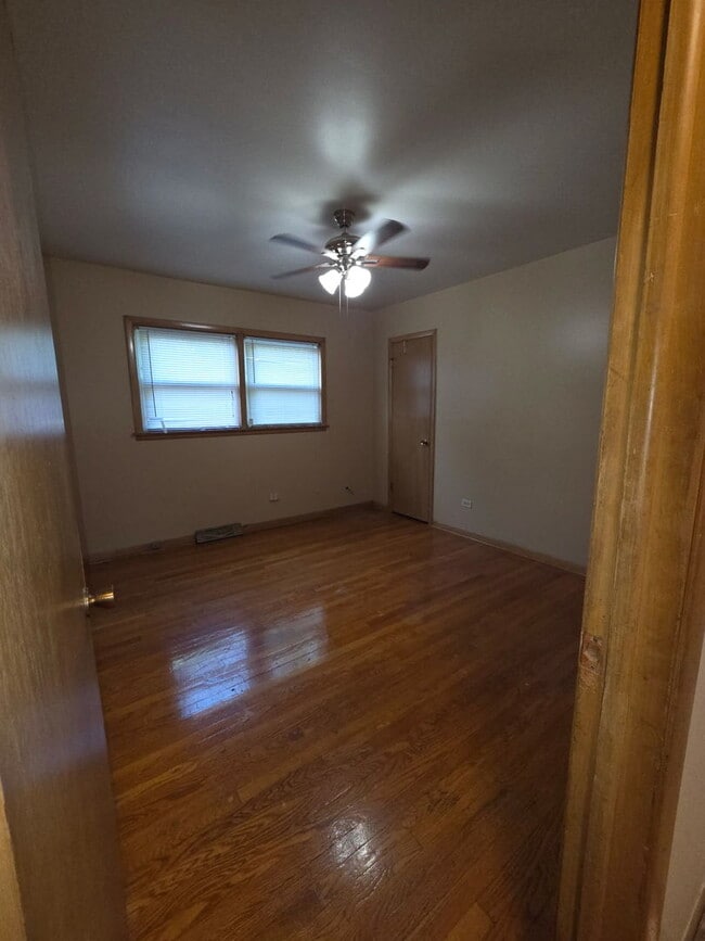 Photo - 14345 Park Ave