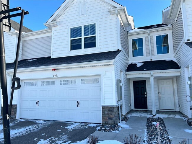 Building Photo - 5021 Useppa Trl