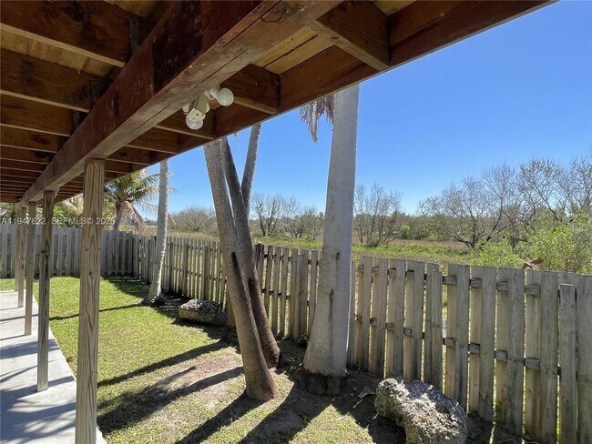 Photo - 9810 SW 222nd Terrace