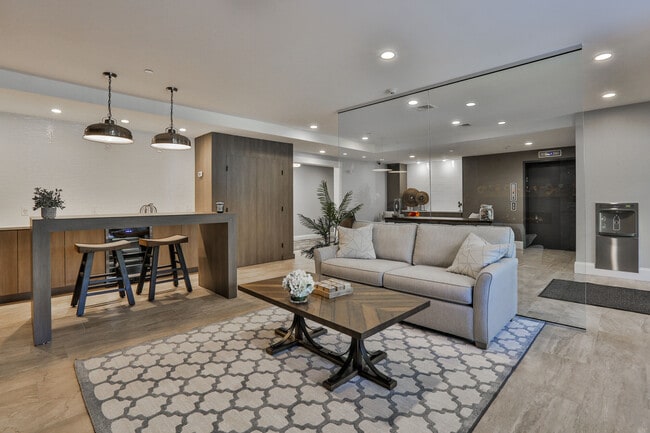 Photo - The Fairmount North Shore