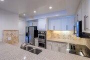 1BR, 1BA - 1380SF