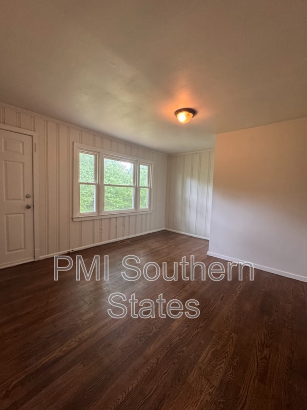 Photo - 110 Stone Creek Dr