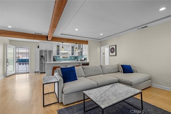 Photo - 3528 Pacific Ave