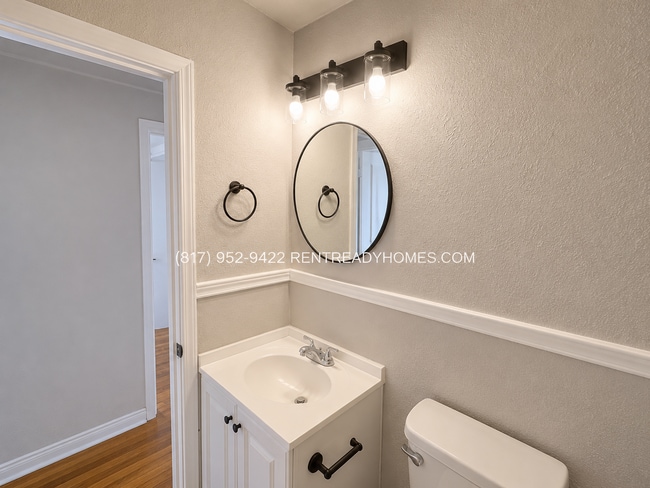 Photo - 6762 Church St