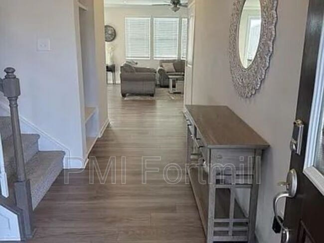 Photo - 1714 Woodend Dr