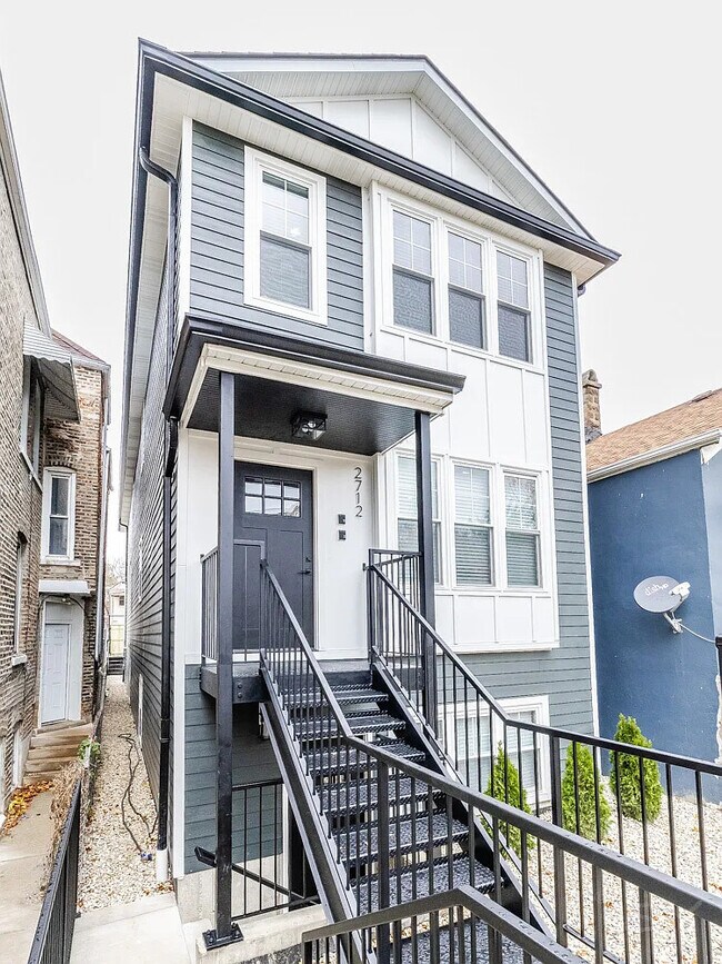 Photo - 2712 W 24th Pl Unidad 2