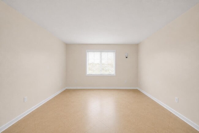Photo - 4528 SW 54th St Unit 302-b