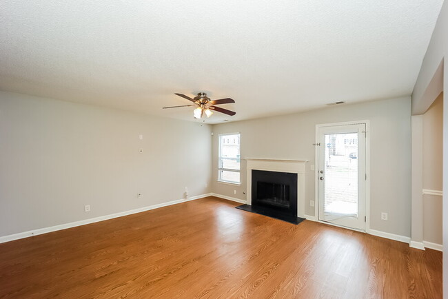 Photo - 346 Haverhill Ln