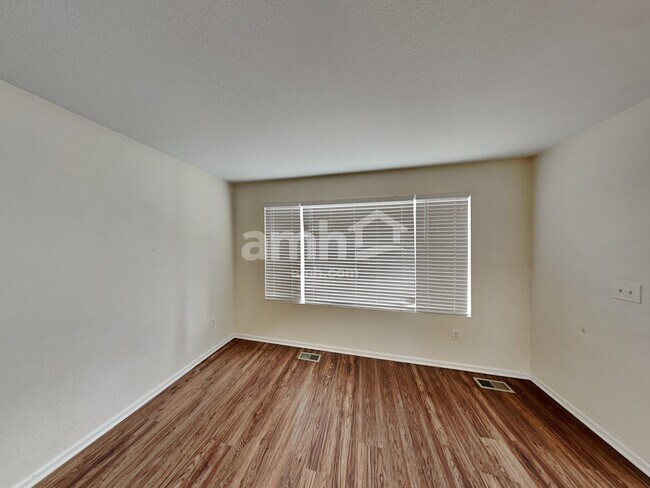 Photo - 9752 E 112th Dr