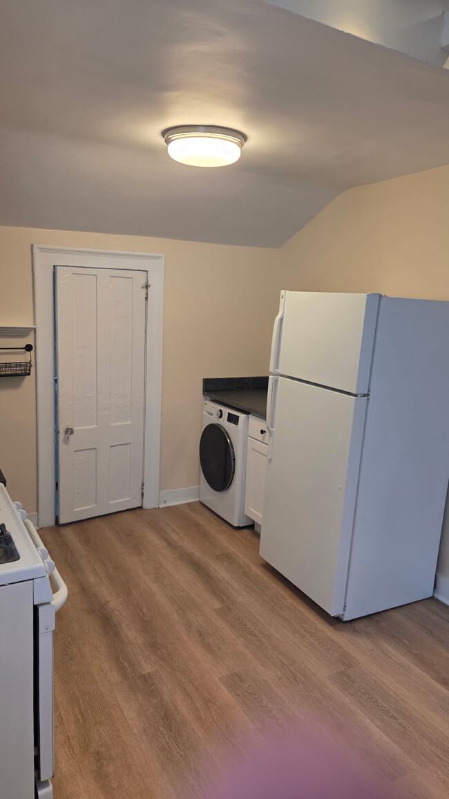 Photo - 843 State St Unit 842 State St. #3