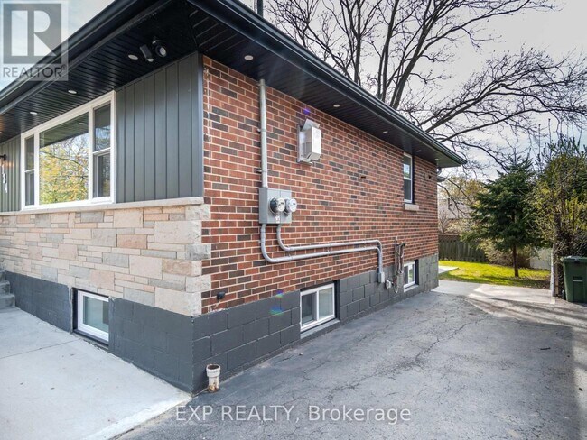 Photo - 124 Upper Paradise Rd