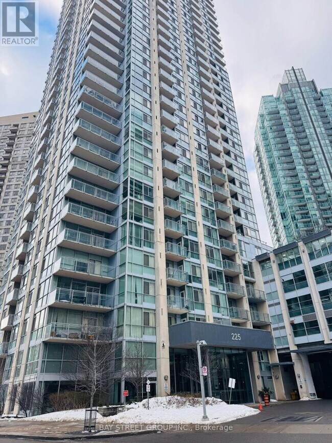 Photo - 225 Webb Dr Unité 2408