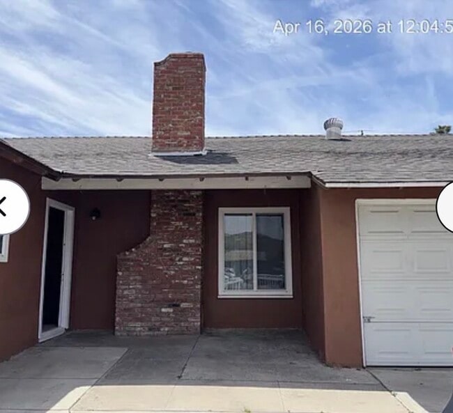 10416 Hole Ave