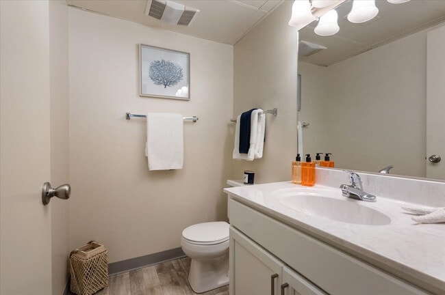 Parkwood Apartments