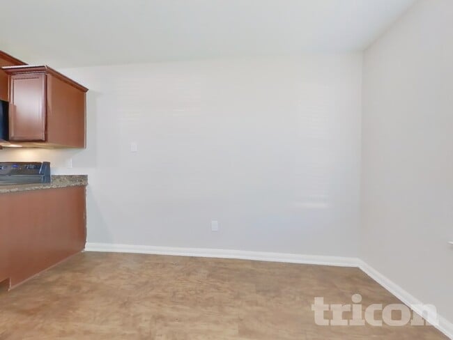 Photo - 2322 Oyster Bay Ave